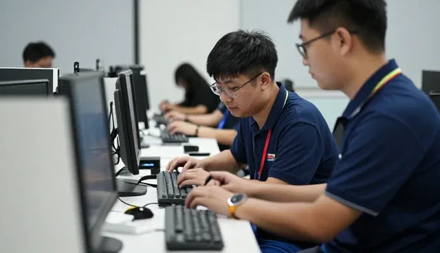 软件开发满足复杂环境应用需求